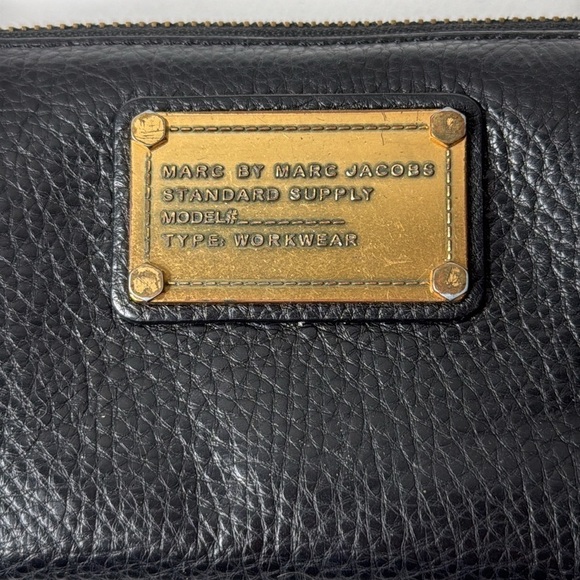 Marc by Marc Jacobs Leather Zip Around Wallet in Black w/Gold Hardware - Picture 2 of 8